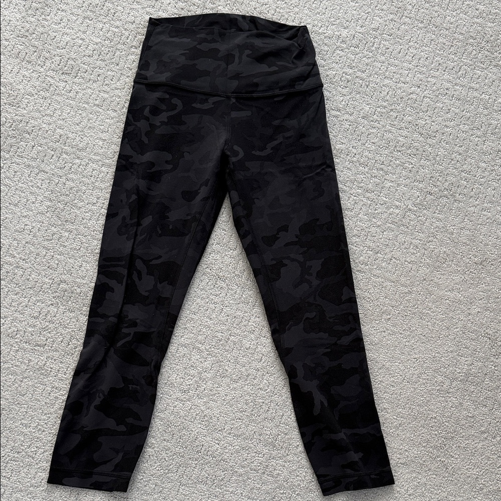 Lululemon black camo Leggings